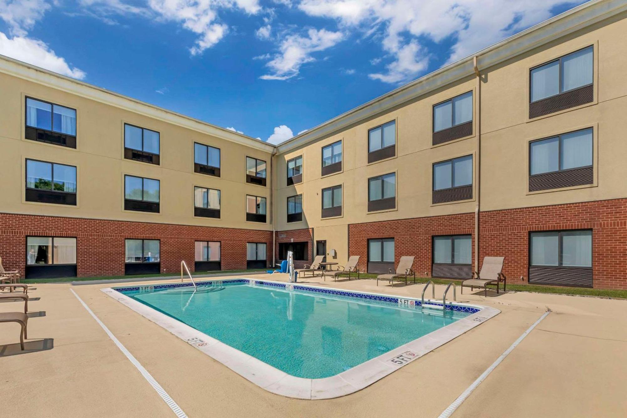Comfort Inn & Suites Chestertown Exterior foto